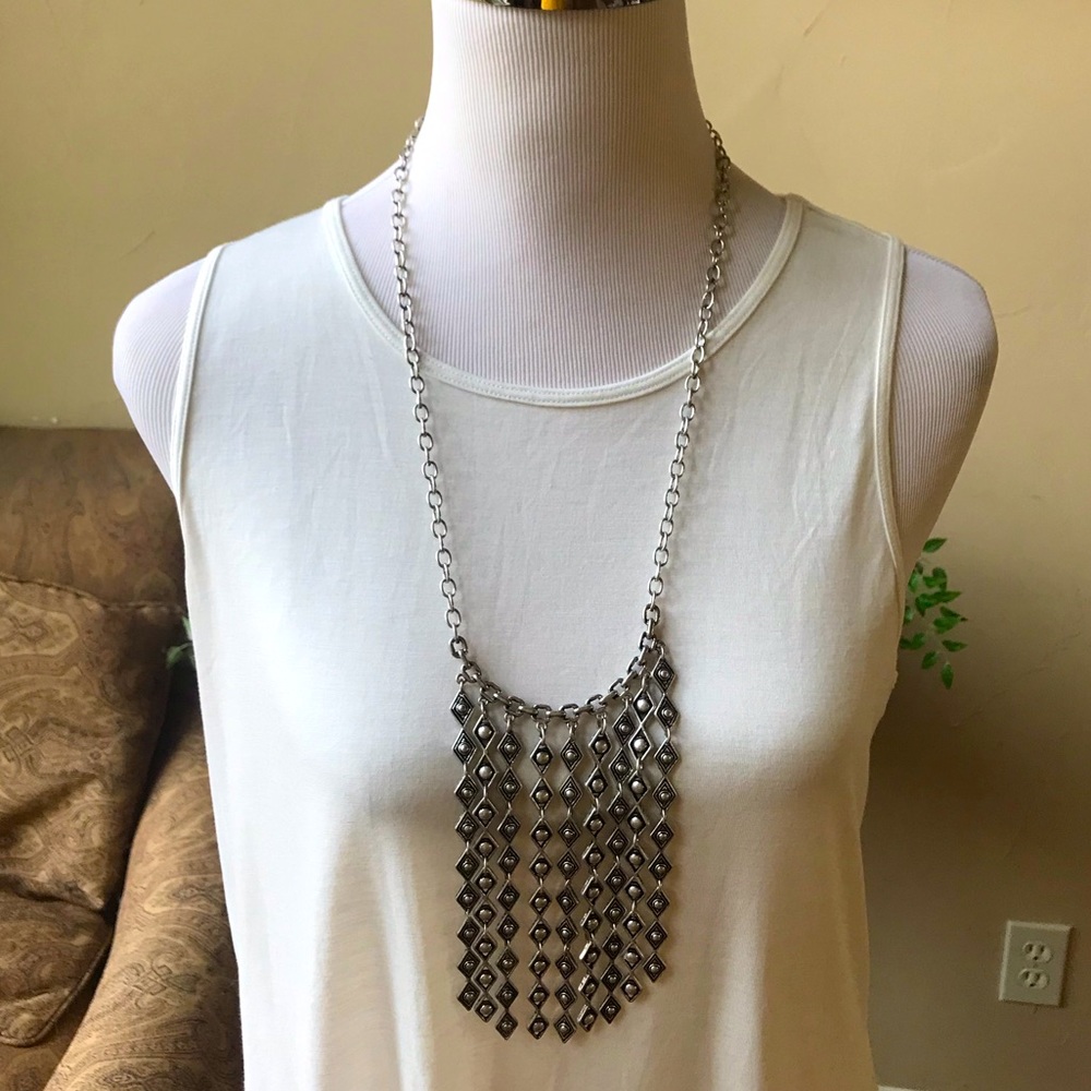 ❤️Price FRIM❤️ Premier Designs Phoenix Necklace, NWT